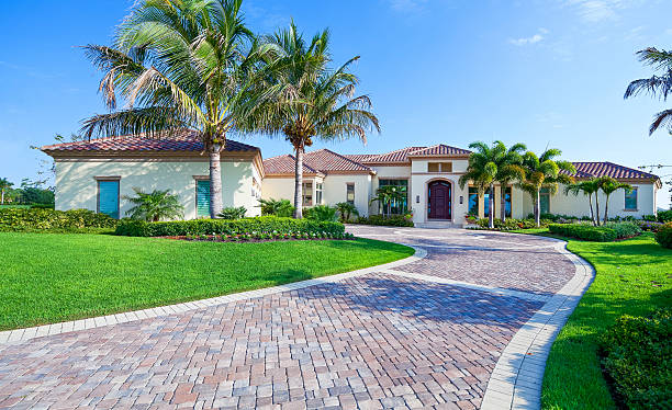 Best Driveway Paving Contractor  in Hustisford, WI